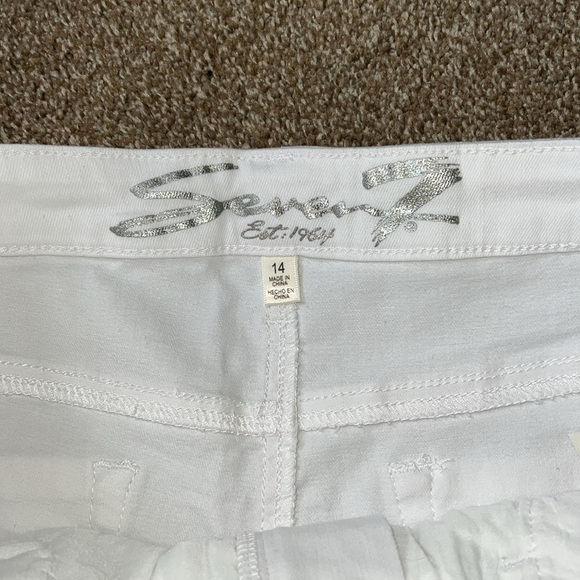 NWOT Seven7 Bermuda shorts - Picture 2 of 3